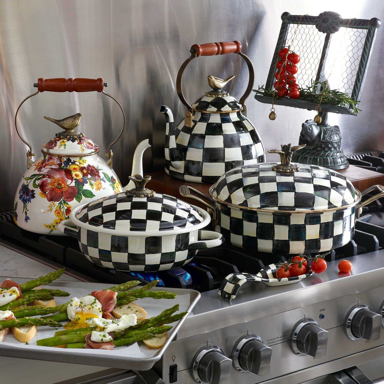 Courtly Check Enamel 5 Qt. Casserole